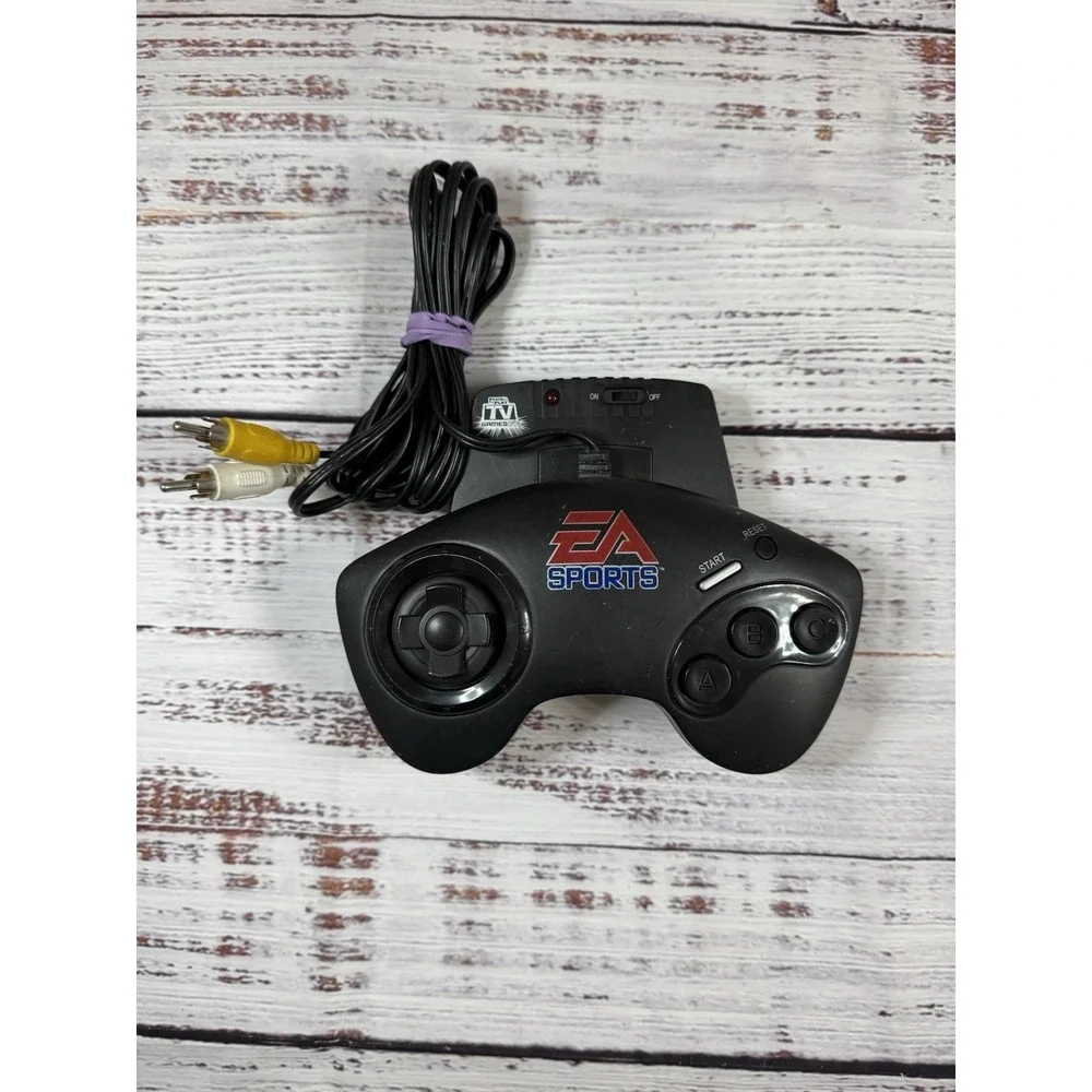 EA Sports TV Plug & Play Games‎ (2004) - Madden 95 + NHL 95 - Tested and Working